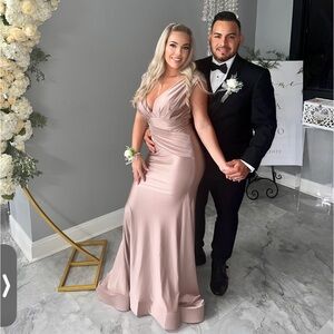 Pink blush bridesmaids dress, that can also be used for wedding or formal event.